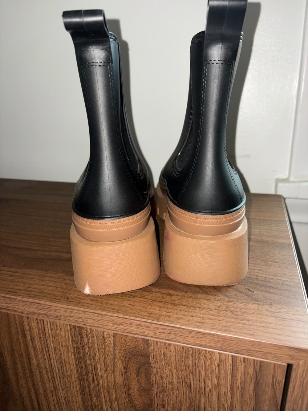 JEFFREY CAMPBELL Rain-Storm Platform Chelsea Boot - Picture 5 of 9